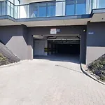 아파트 Waveside And *