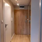Waveside And 아파트