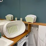 아파트 Waveside And *