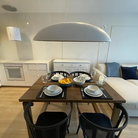 Waveside And Apartment