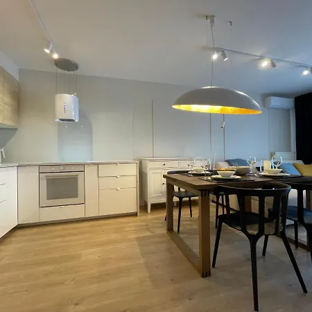 Waveside And * Dziwnów